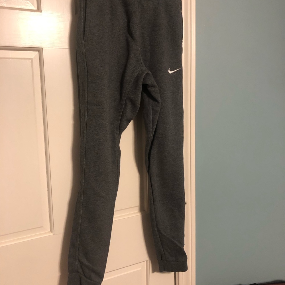 Nike Joggers small